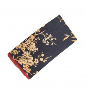 Pañuelo de Algodon Negro Floreado Crema 23x23cm