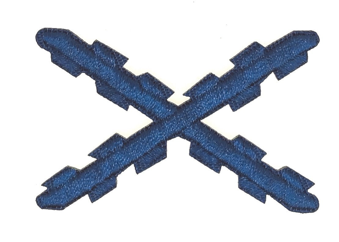 Parche Bordado Termoadhesivo Aspa Borgoña Azul 5,2x3,4 cm