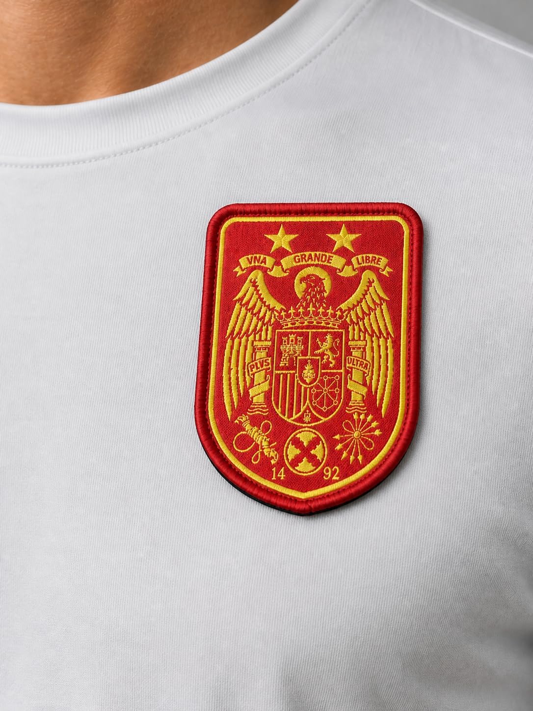 Parche Selección España Águila de San Juan con 2 Estrellas Bordado Woven 80x60 mm - Borde Amarillo, Hook and Loop, Para amantes del coleccionismo, Parche de fútbol (Copia)