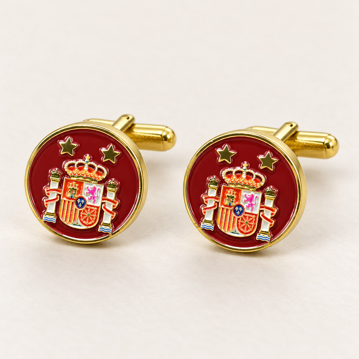 Gemelos de Camisa de España con escudo constitucional y dos estrellas — Acabado dorado