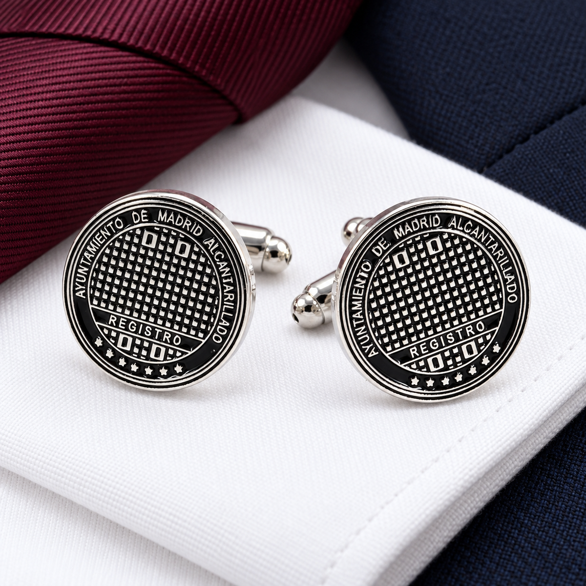 Gemelos Alcantarilla de Madrid / Madrid Sewer Cufflinks