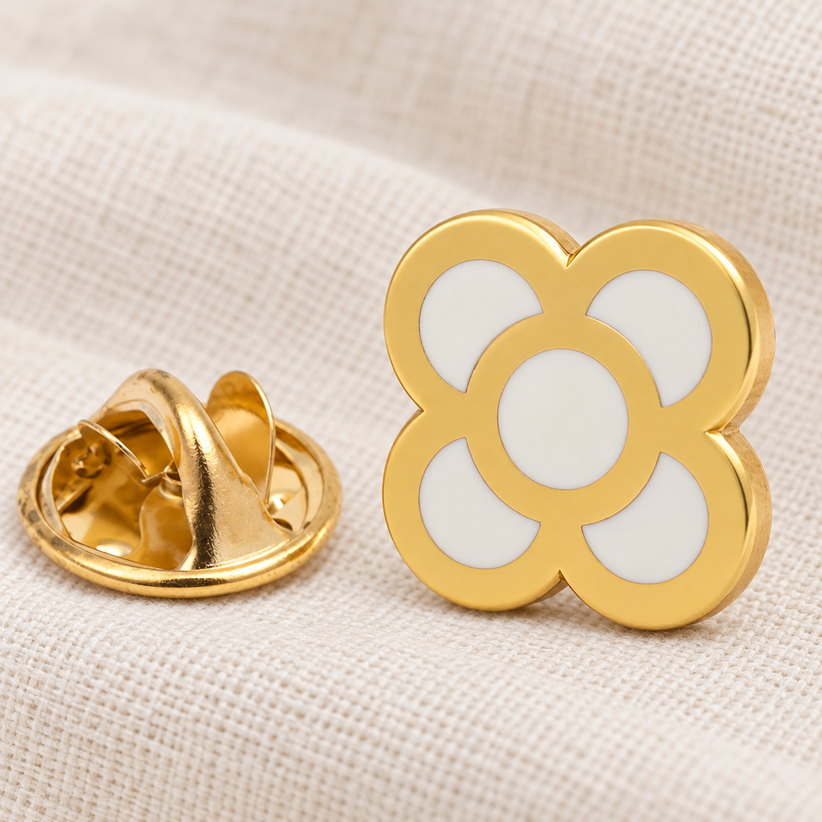 Pin de Solapa Flor de Barcelona Golden 15mm