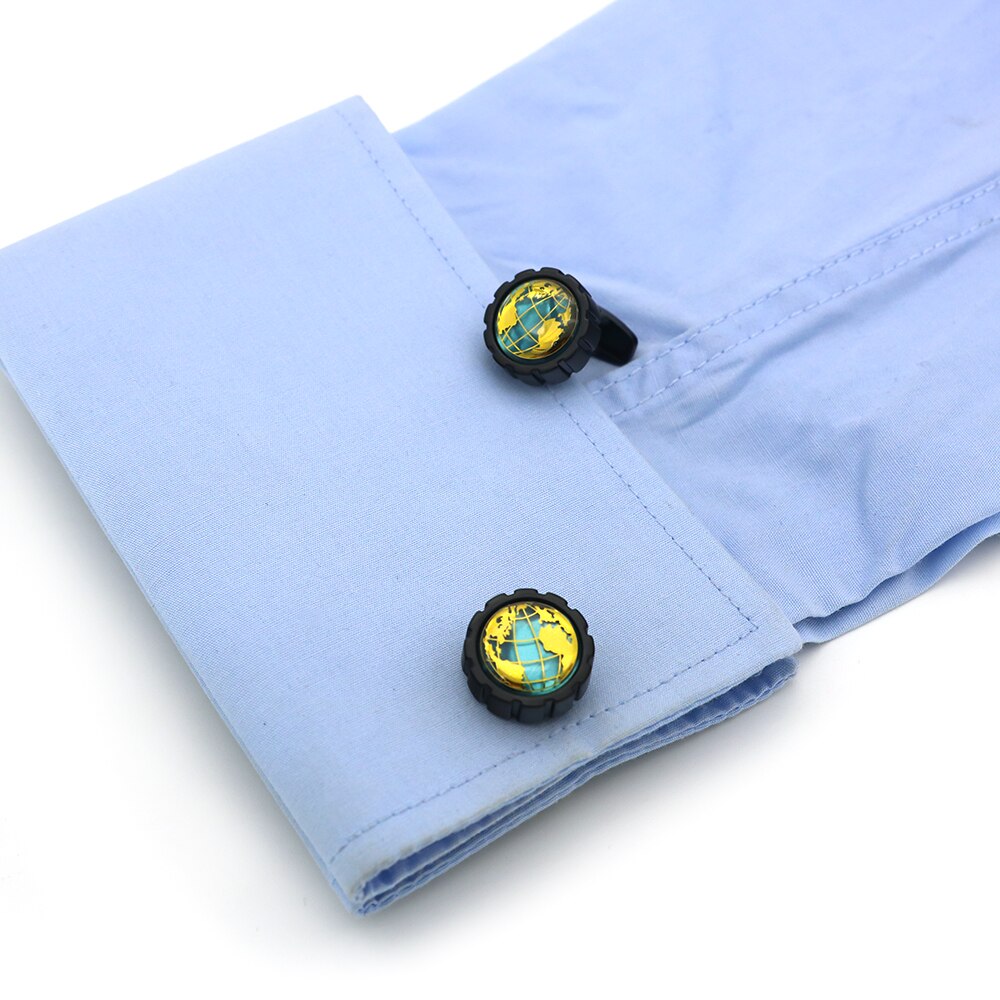 Gemelos de camisa del mapa del mundo en dorado y fondo azul nacarado - 17mm