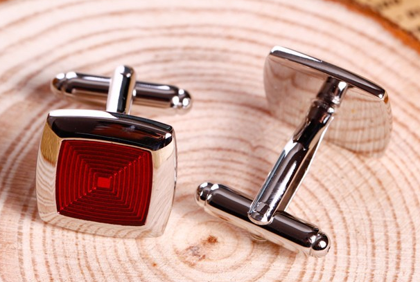 Gemelos de Camisa Cuadrados Concéntricos en Rojo