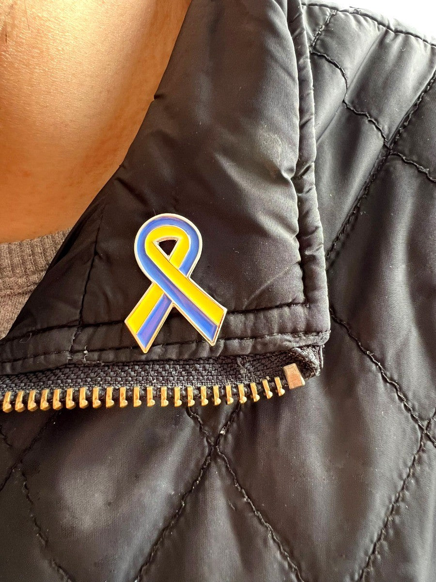 Pin de Solapa Lazo Bandera Ucrania 30x25 mm