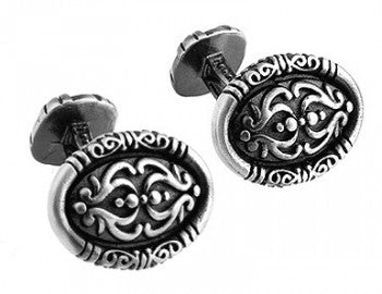 Gemelos Gothic Lys Symmetry