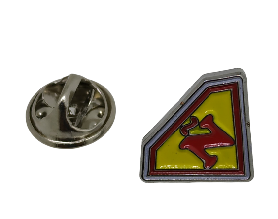 Pin de Solapa Emblema Super Eñe