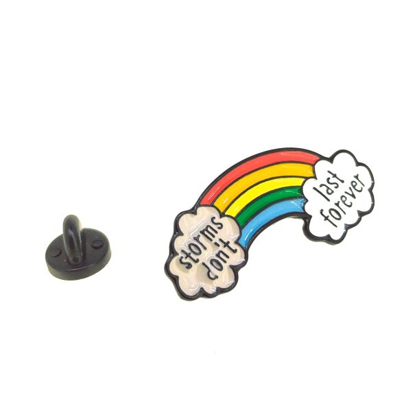 Pin de solapa Storms Don't Last Forever 40x15mm - Gemelolandia