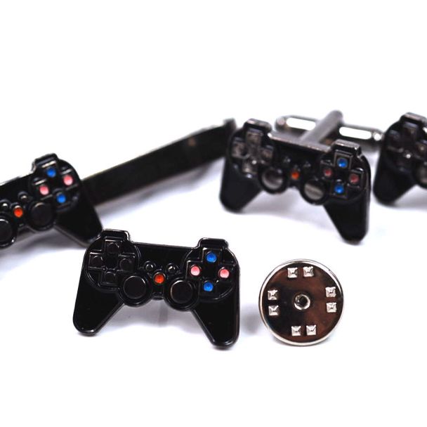 Pack Pin de Traje + Pasador de corbata + Gemelos de Camisa Mando Play Station Negro  02