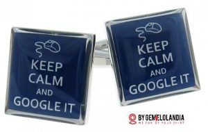 Keep calm and Google it - Gemelolandia celebra el Día de Internet mostrando gemelos de Internet relacionados con Facebook, Twitter, Google, Apple, Microsoft y la famosa "arroba" @. Gemelolandia - Gemelos para camisas - Gemelos en Internet